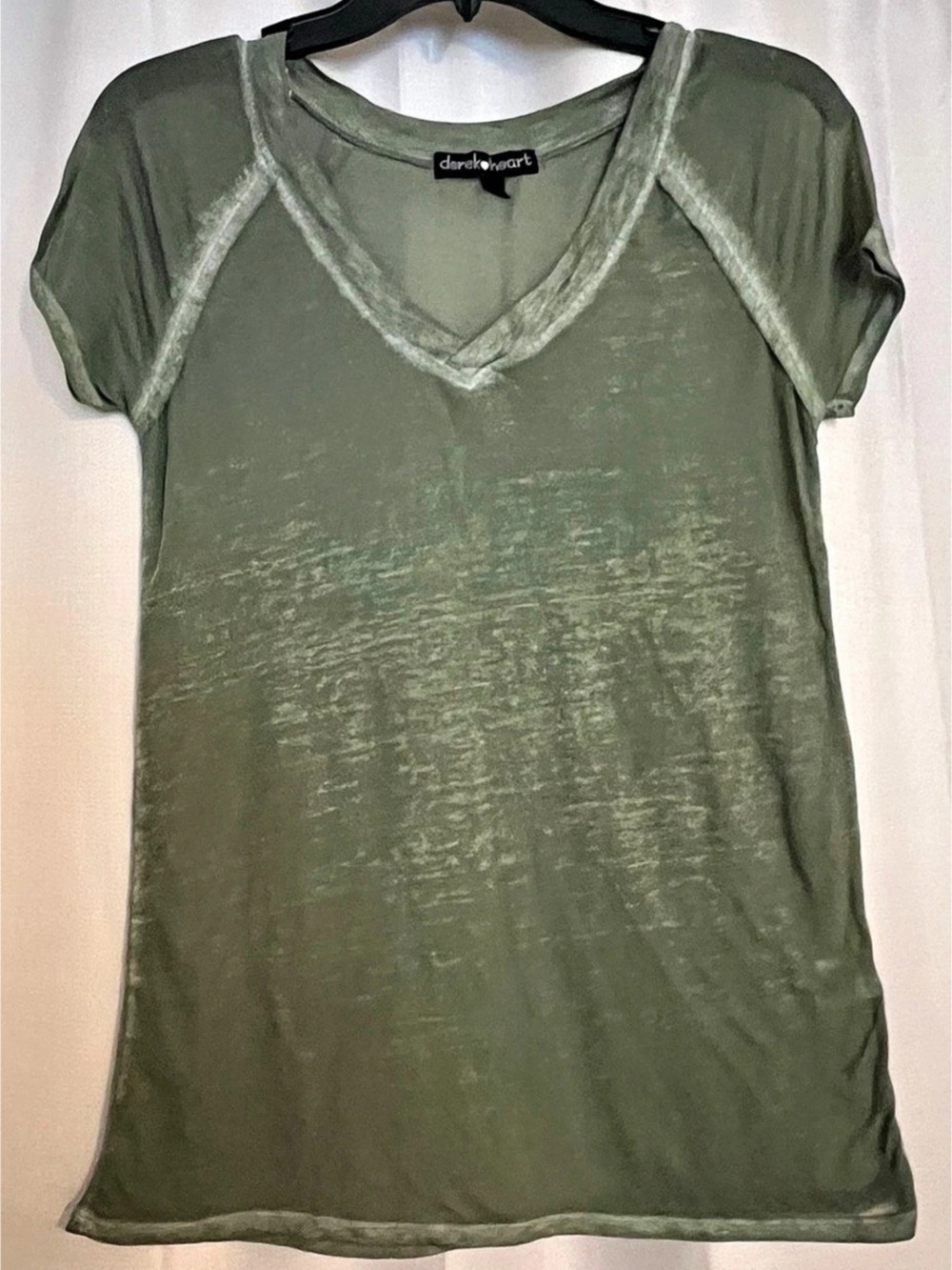 Derek Heart Women’s Small Olive Green Burnout V-Neck Short Sleeve Top